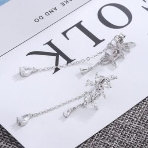 Đá CZ lấp lánh tạo điểm nhấn sang trọng